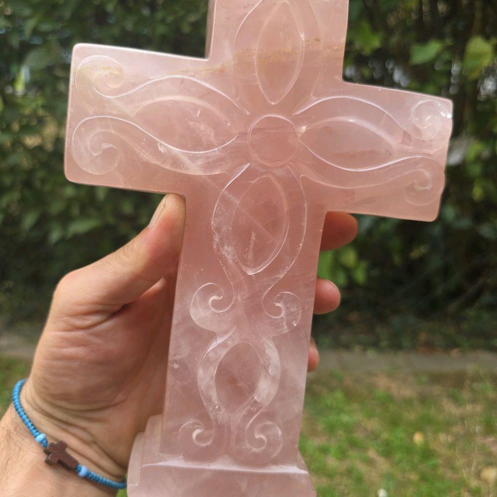 RosQuarz Kreuz sehr schone Qualität